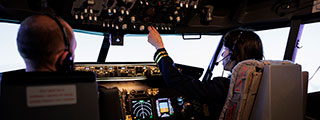 How much does an airline pilot earn in the United States?